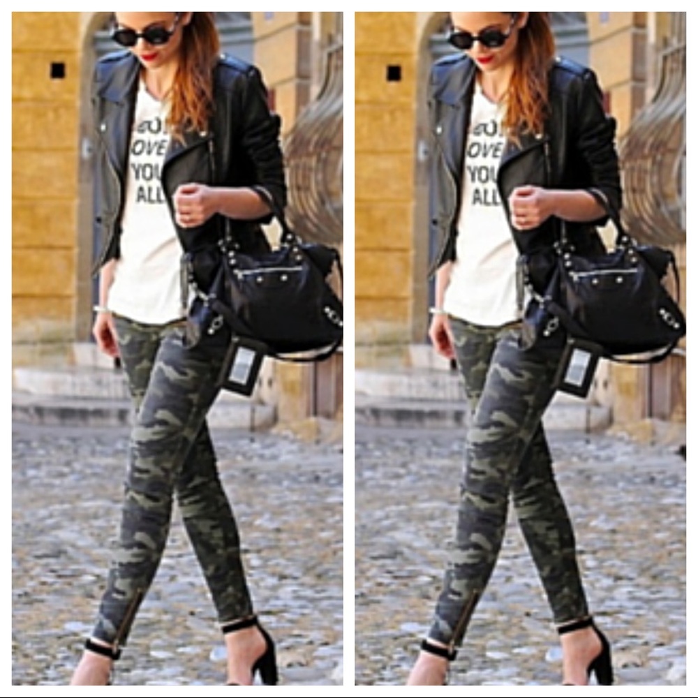 ✨RESTOCKED✨camouflage leggings